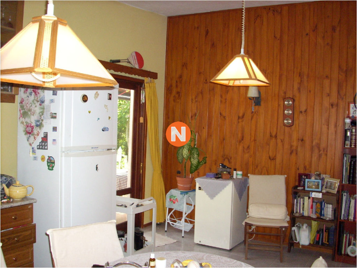 Casa Ref.207284 - VENTA DE CASA DE 2 DORMITORIOS Y SERVICIO EN BALNEARIO BUENOS AIRES 