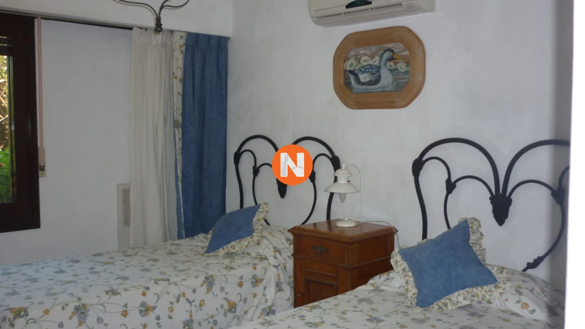 Casa Ref.205225 - Casa en Venta Lugano, Punta del Este, 6 Dormitorios.