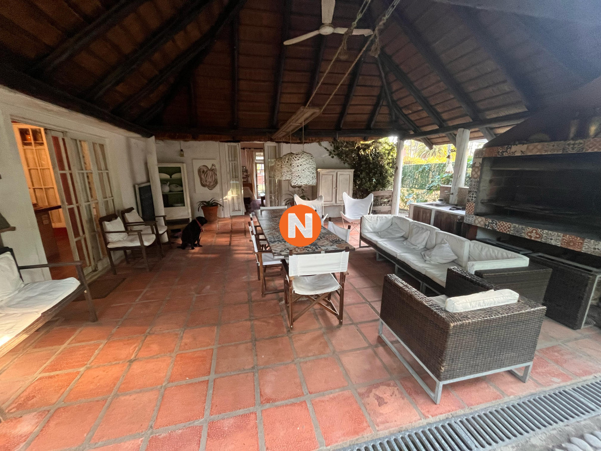 Casa Ref.223439 - Excelente Casa 4 dormitorios en Pinares 