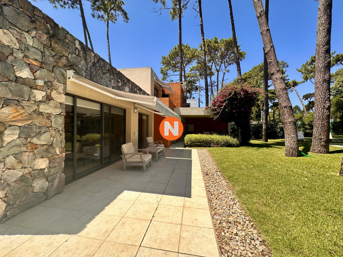 Casa Ref.223253 - Casa en venta en barrio privado, Punta del Este