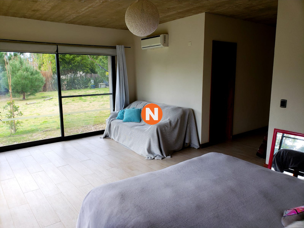 Casa Ref.209454 - Casa en Venta y Alquiler, La Residence, Punta del Este, 3 Dormitorios.