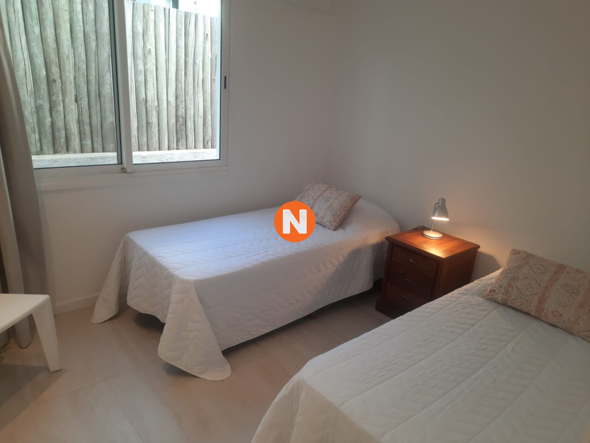 Casa Ref.225562 - Casa en La Barra: Comodidad y Estilo