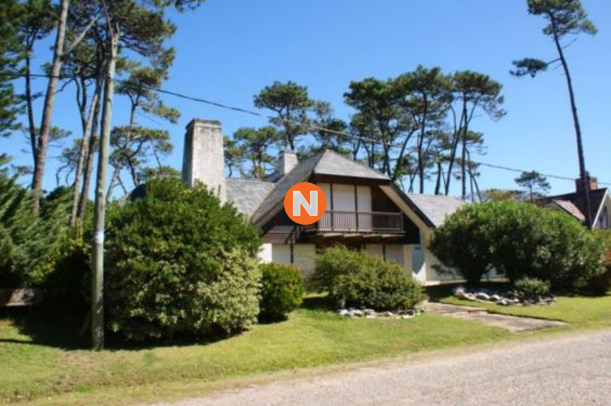 Casa Ref.216924 - Imperdible oportunidad en mansa!