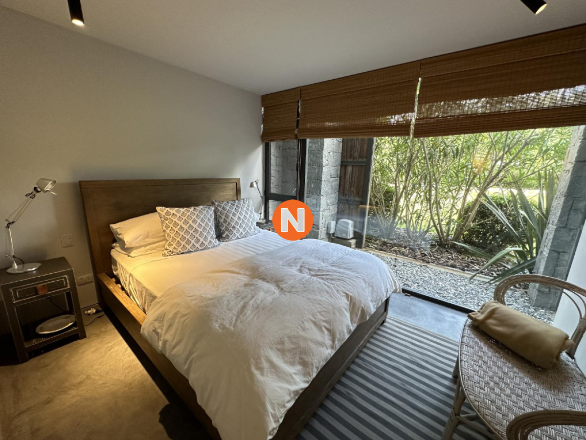 Casa Ref.223708 - Casa, 5 dormitorios, Manantiales, En Venta