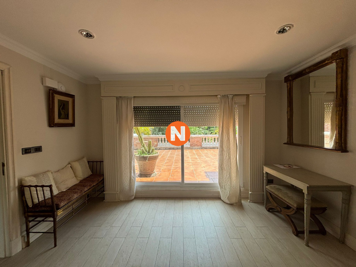 Casa Ref.219376 - Casa para alquilar de 5 dormitorios en Punta del Este 