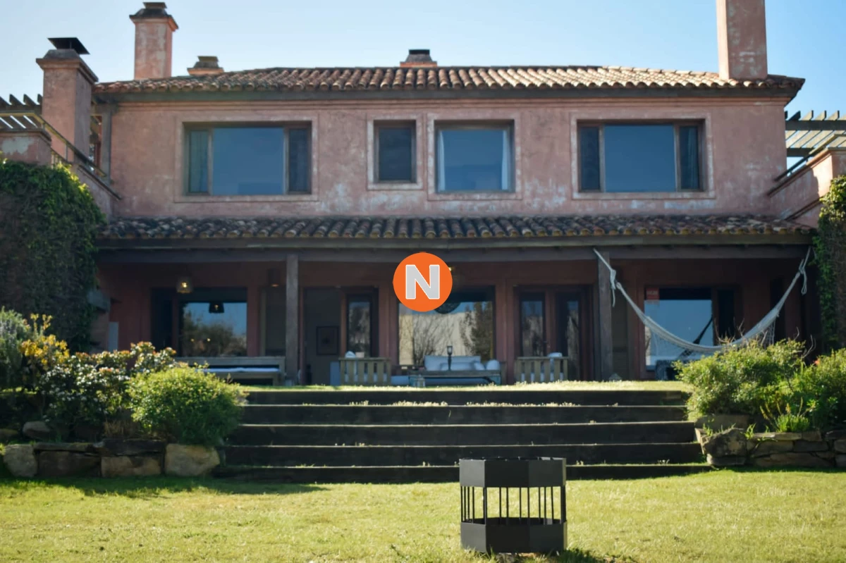 Casa Ref.219433 - Casa en Montoya de 5 dormitorios