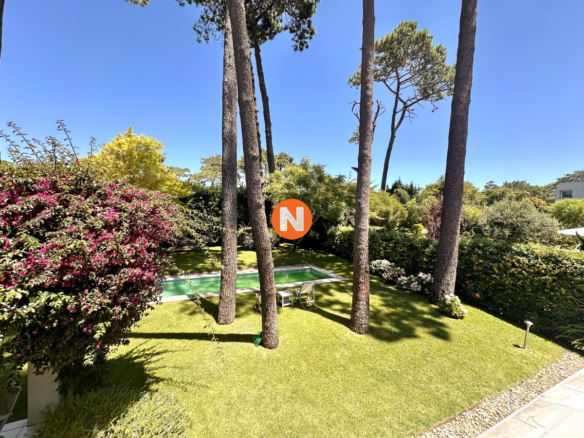 Casa Ref.223253 - Casa en venta en barrio privado, Punta del Este