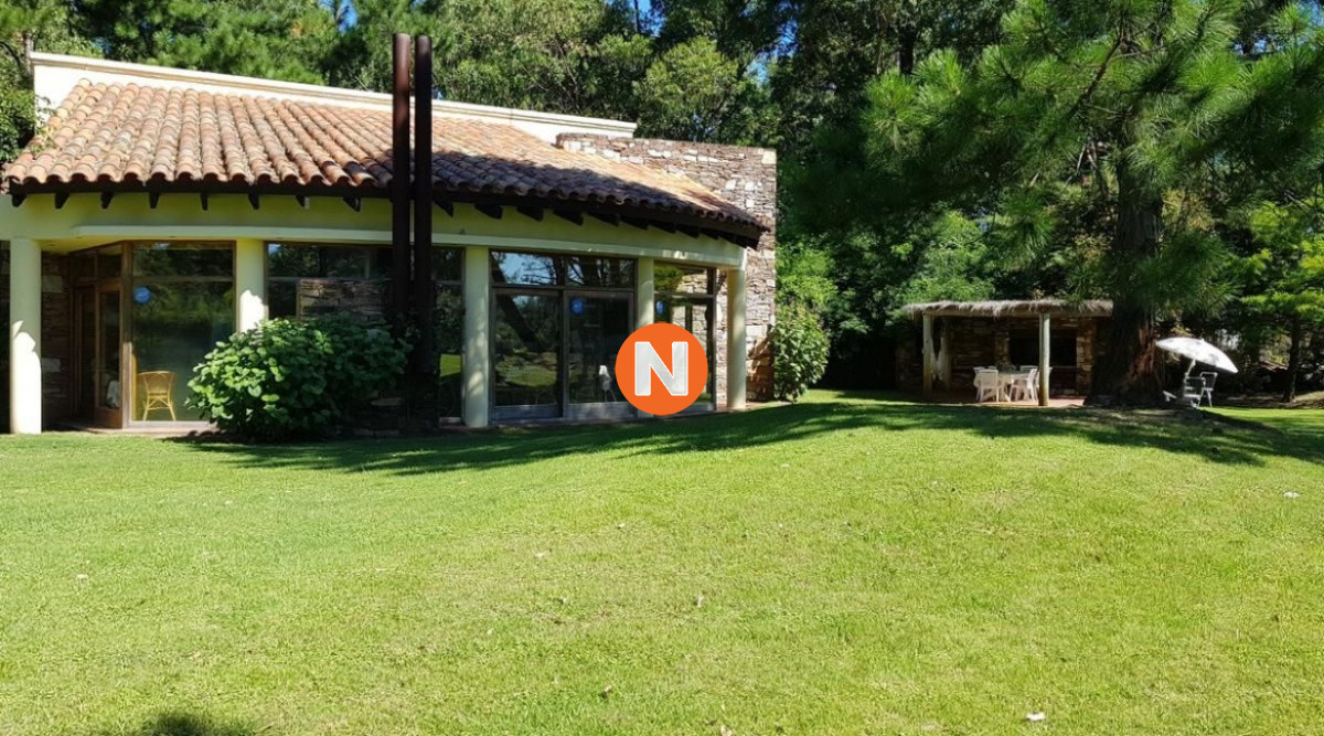 Casa Ref.218885 - VENTA DE CASA DE 4 DORMITORIOS EN SOLANAS PUNTA BALLENA 