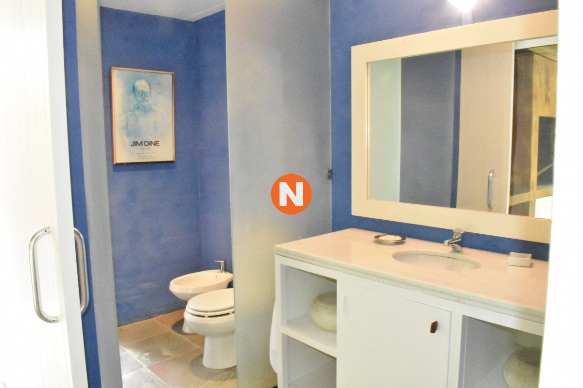 Casa Ref.214500 - Casa en alquiler en Manantiales, 4 dormitorios