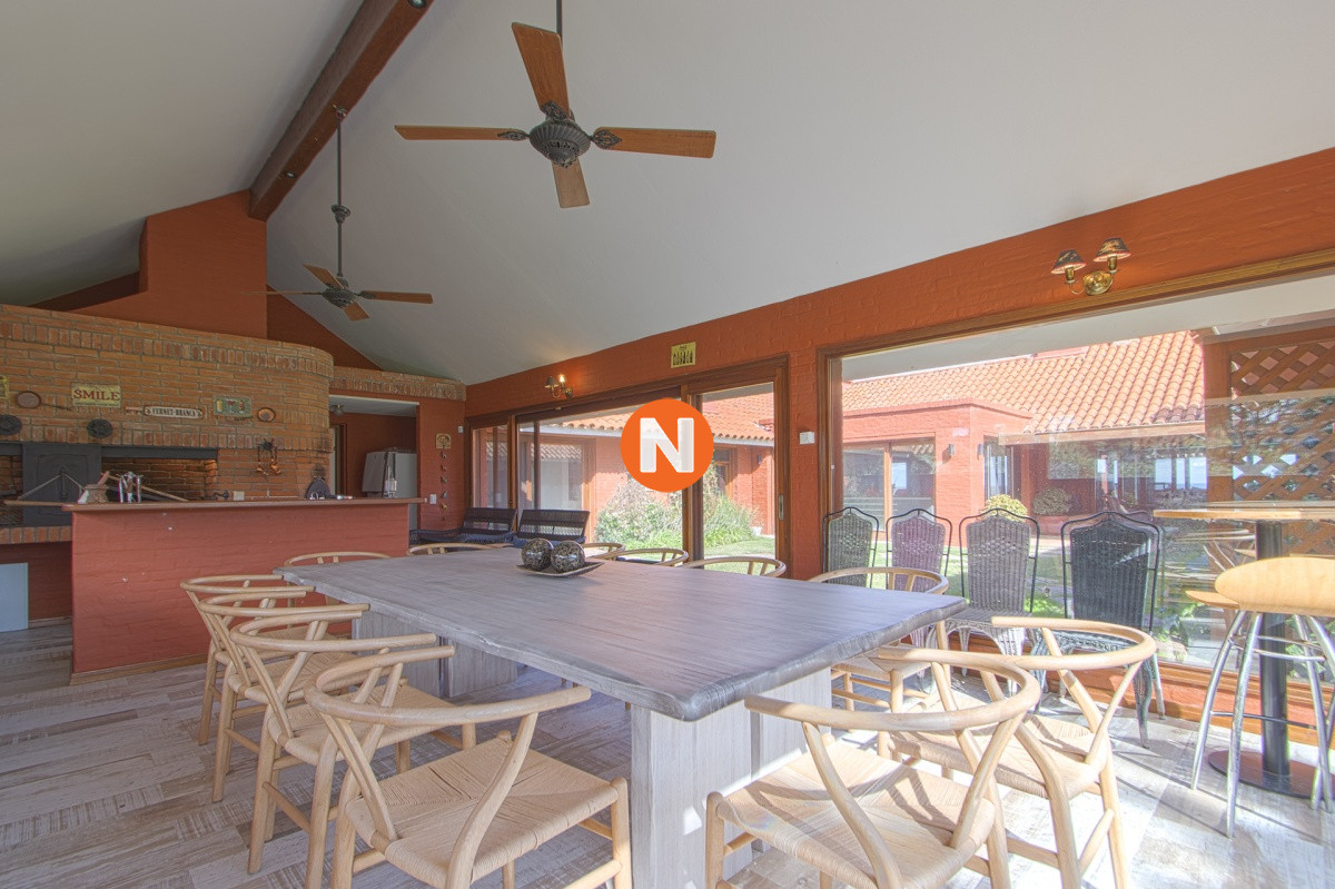 Casa Ref.220472 - Hermosa casa primera linea