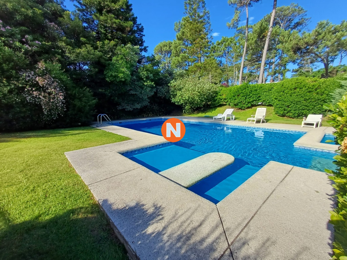 Casa Ref.219052 - Magnífica Residencia a metros de la Playa Mansa