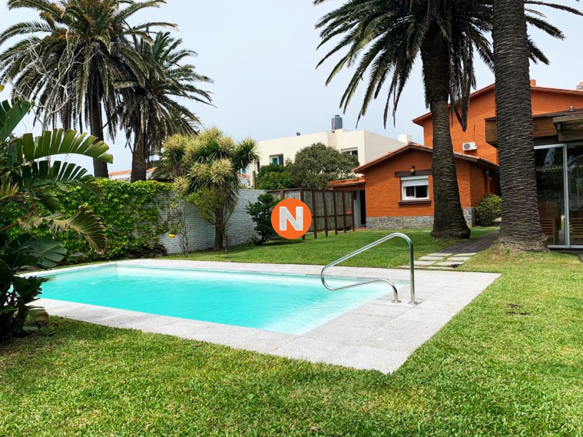 Casa Ref.206733 - Casa en Peninsula, Punta del Este, 6 Dormitorios.