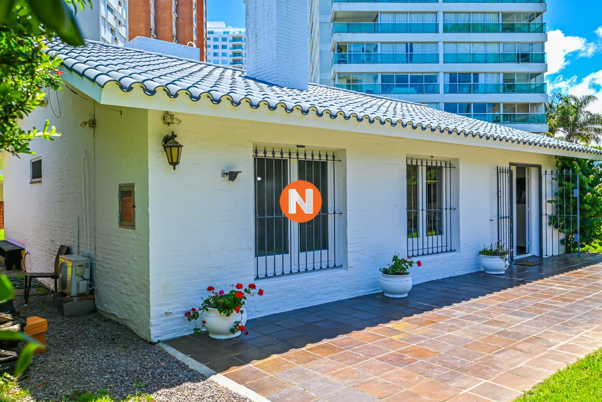 Casa Ref.208983 - Casa en Venta, Mansa, Punta del Este, 3 Dormitorios.