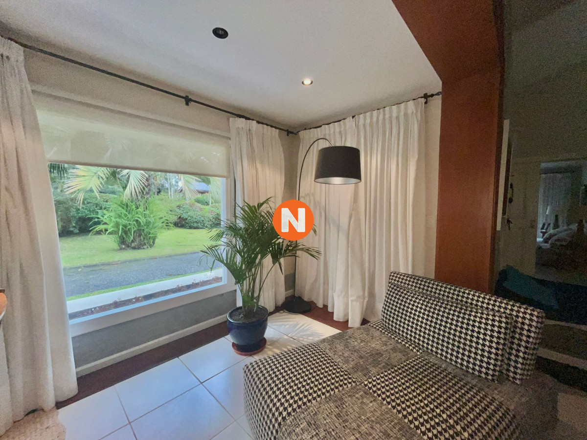 Casa Ref.207154 - Casa en Venta, Mansa, Punta del Este, 3 Dormitorios.