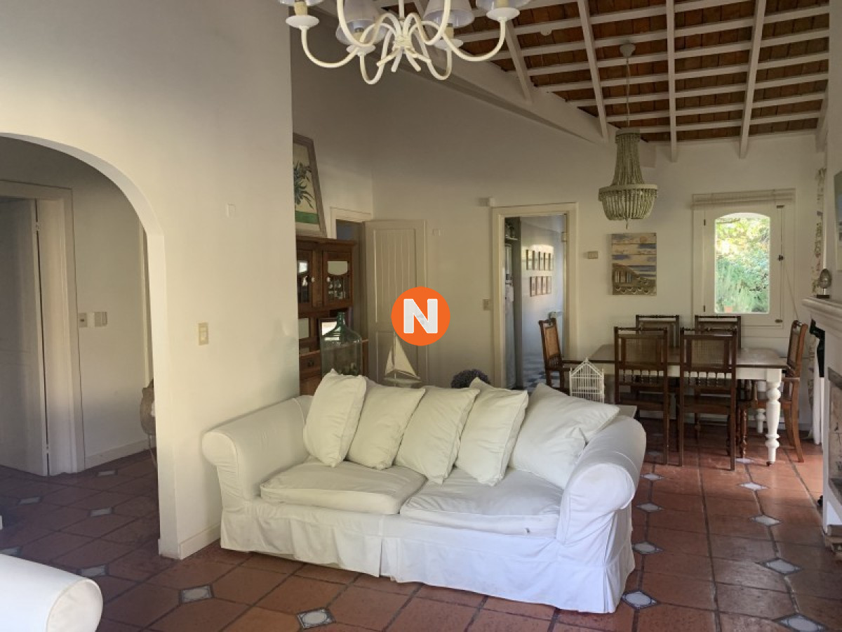 Casa Ref.223505 - Casa en Venta, 4 dormitorios, La Barra