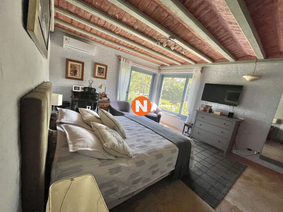 Casa Ref.220551 - VENTA DE CASA DE 3 DORMITORIOS Y SERVICIO EN RINCON DEL INDIO PUNTA DEL ESTE