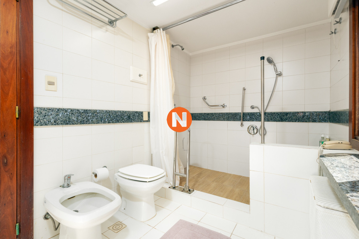 Casa Ref.223965 - Impresionante casa en Alquiler. En el Golf