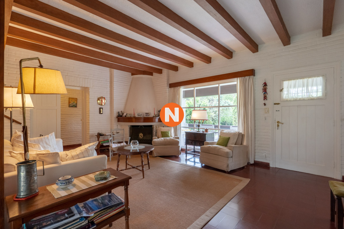 Casa Ref.223322 - Casa en Venta, 3 dormitorios