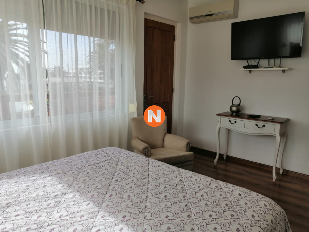 Casa Ref.206733 - Casa en Peninsula, Punta del Este, 6 Dormitorios.