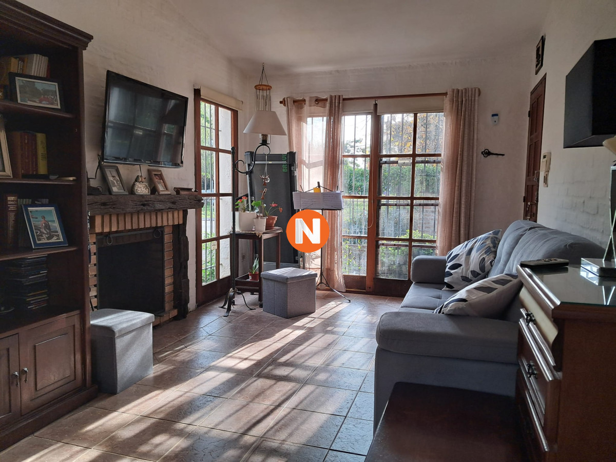 Casa Ref.223860 - Casa en Venta, 4 dormitorios