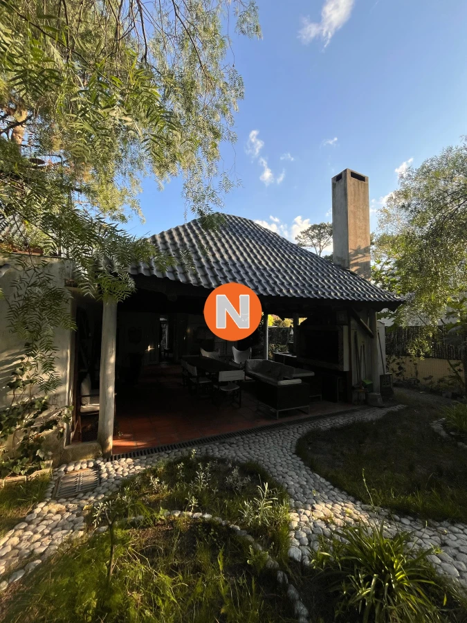 Casa Ref.223439 - Excelente Casa 4 dormitorios en Pinares 