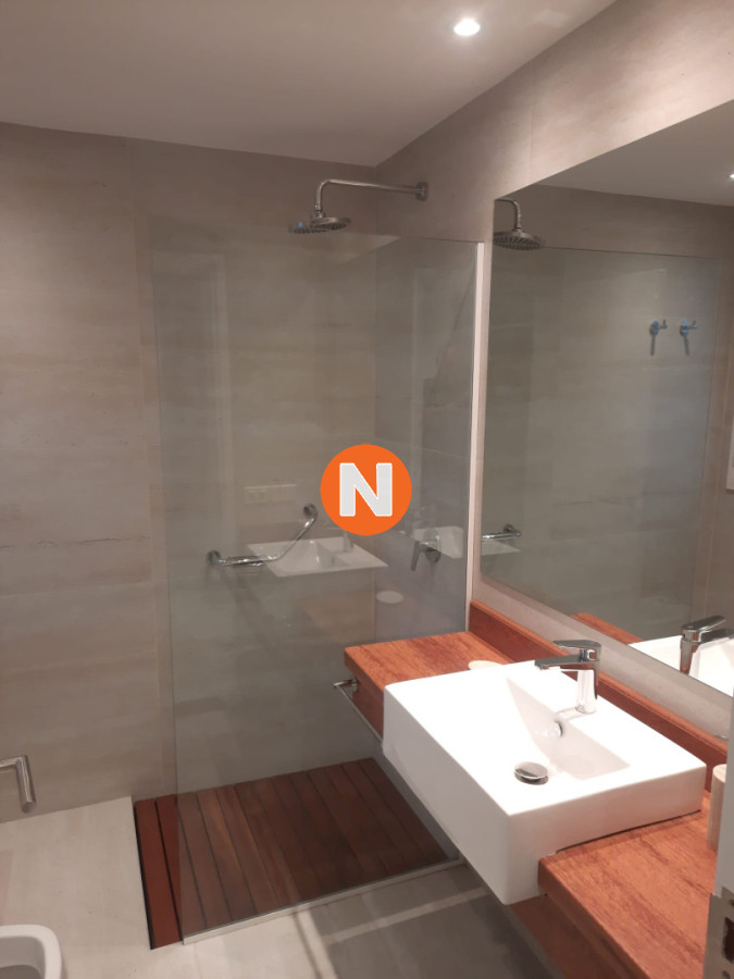 Casa Ref.225562 - Casa en La Barra: Comodidad y Estilo