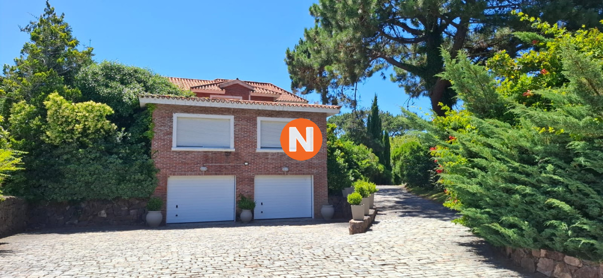 Casa Ref.204939 - Casa en Alquiler, San Rafael, Punta del Este, 7 Dormitorios.