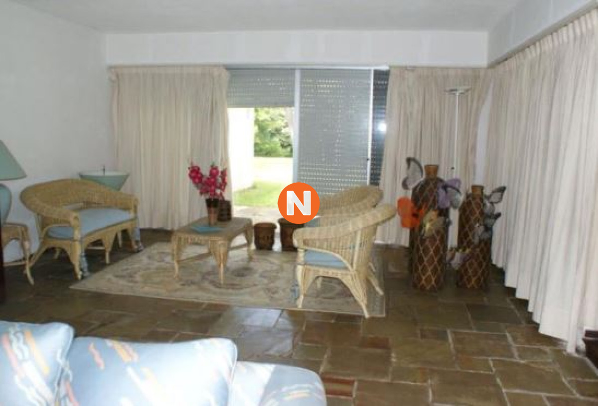 Casa Ref.216924 - Imperdible oportunidad en mansa!