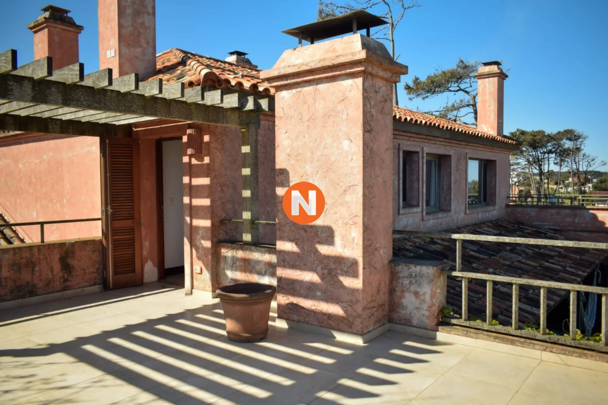 Casa Ref.219433 - Casa en Montoya de 5 dormitorios