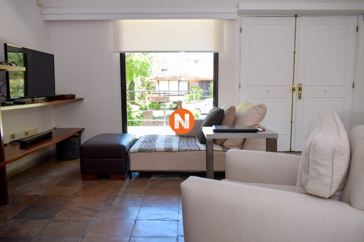 Casa Ref.219052 - Magnífica Residencia a metros de la Playa Mansa