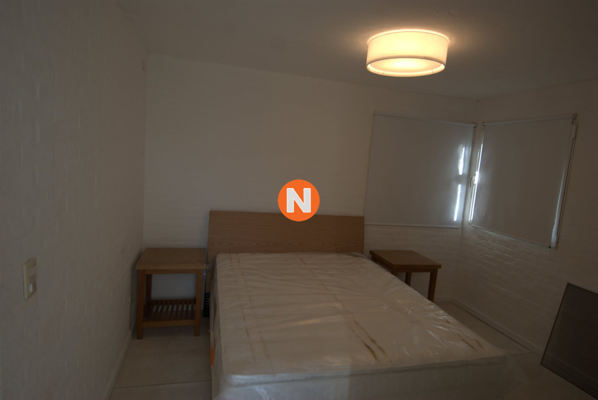 Casa Ref.209236 - Casa en Venta y Alquiler, Laguna Blanca, La Barra, 4 Dormitorios.