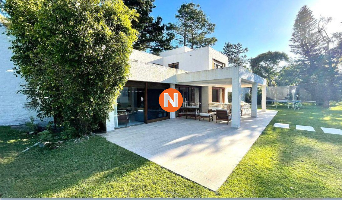 Casa Ref.223965 - Impresionante casa en Alquiler. En el Golf