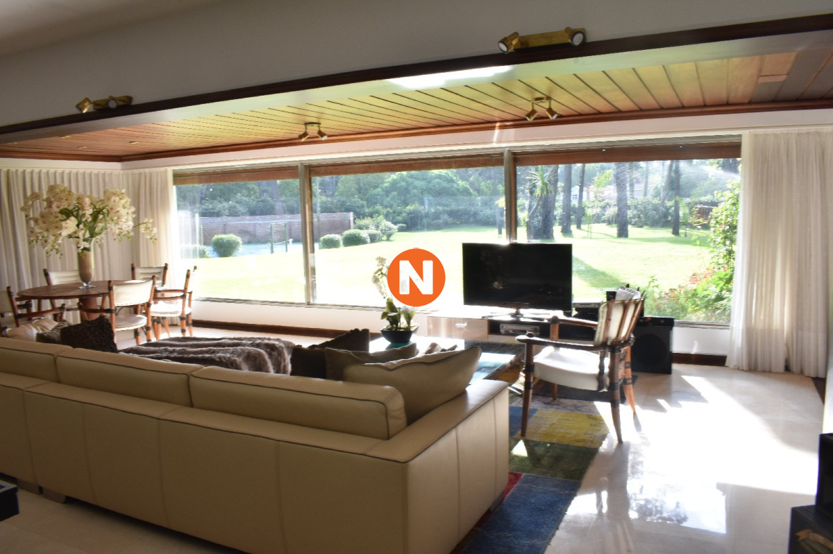 Casa Ref.213585 - UNA DE LAS MEJORES CASAS EN ZONA DE LUGANO