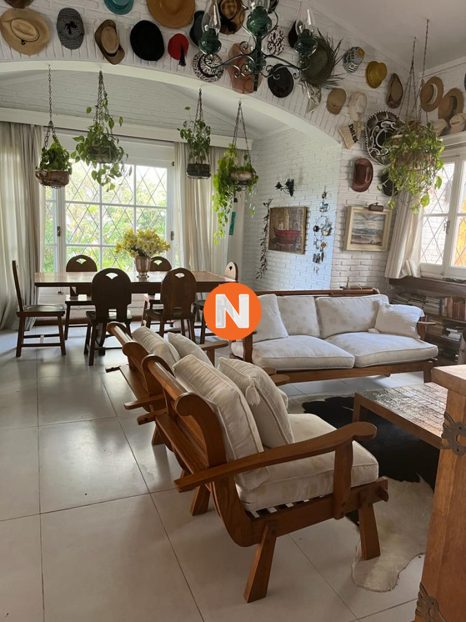 Casa Ref.205350 - Casa en venta Mansa, Punta del Este, 5 Dormitorios.