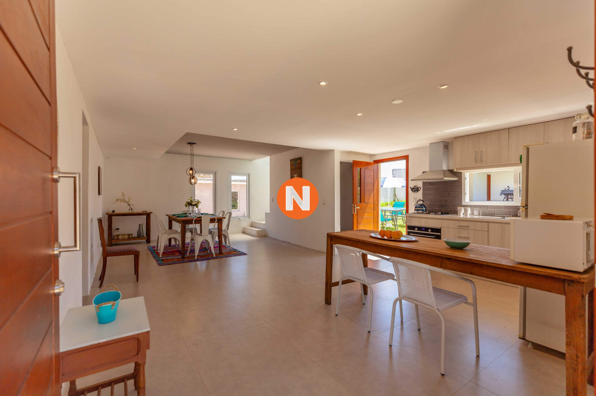 Casa Ref.216785 -  Espectacular Casa en venta en Manatiales 
