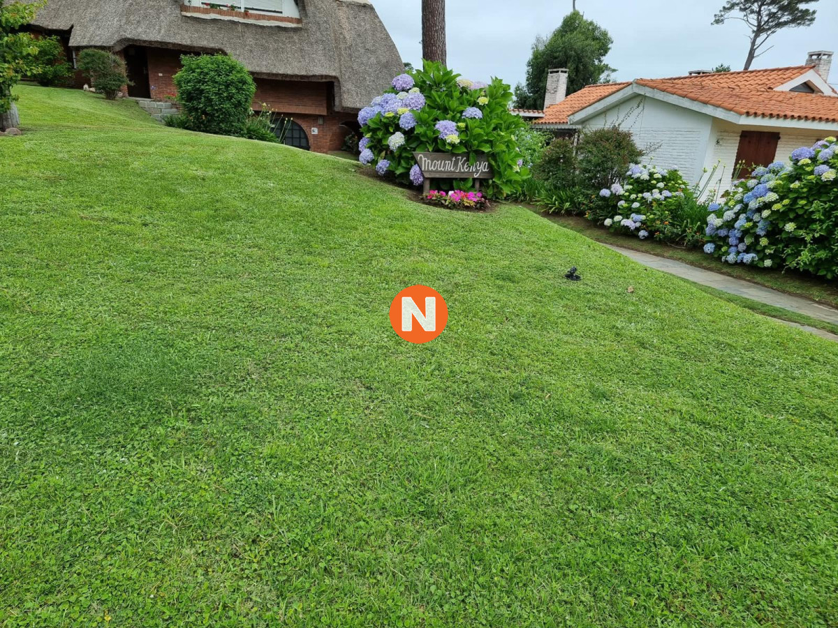 Casa Ref.224066 - Casa a la Venta, 3 dormitorios, En Pinares