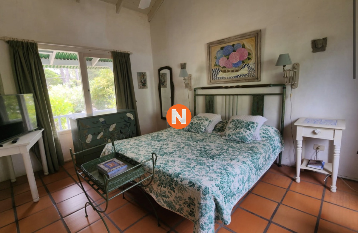 Casa Ref.225563 - Casa en Altos de Montoya - Espacio y Comodidad