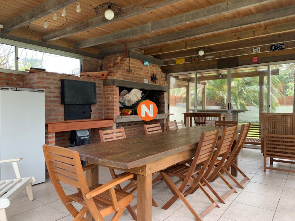 Casa Ref.206733 - Casa en Peninsula, Punta del Este, 6 Dormitorios.