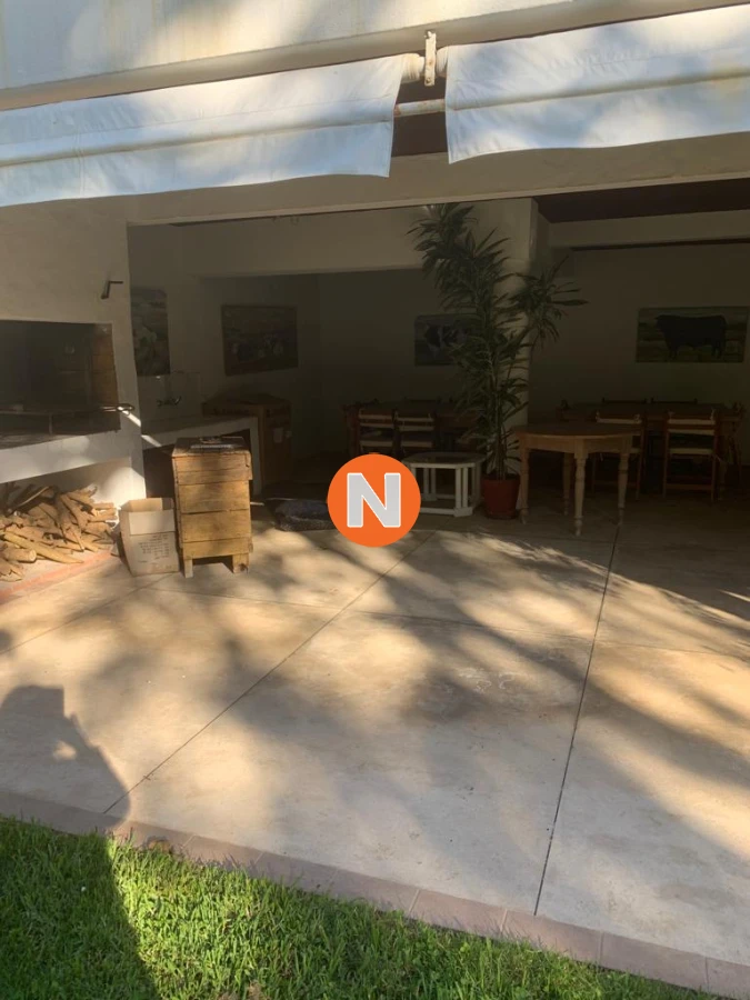 Casa Ref.205225 - Casa en Venta Lugano, Punta del Este, 6 Dormitorios.