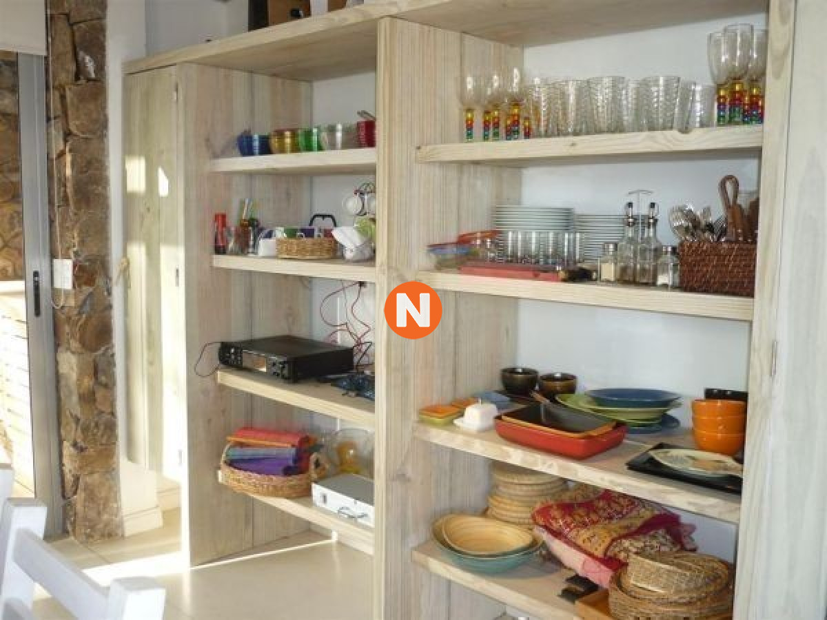 Casa Ref.223504 - Apartamento en Venta, 4 dormitoritos, La Barra