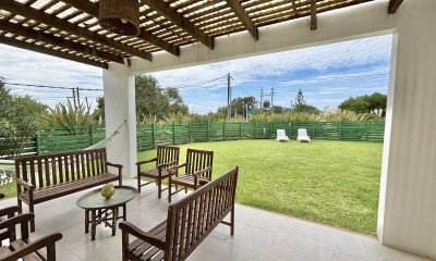 Excelente Casa 2 dormitorios - El Chorro