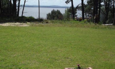 Casa en Venta y Alquiler, Club del Lago, Punta Ballena, 4 Dormitorios.