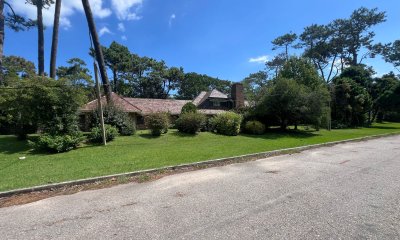 Casa en Venta, Golf, Punta del Este, 4 Dormitorios.