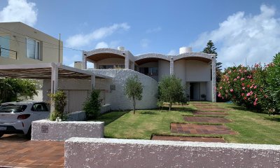 Casa en Venta, Peninsula, Punta del Este, 3 Dormitorios.