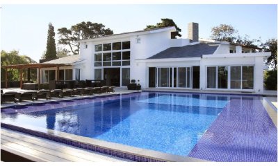 Casa mansion  de lujo en venta  Punta del Este, 8 Dormitorios.