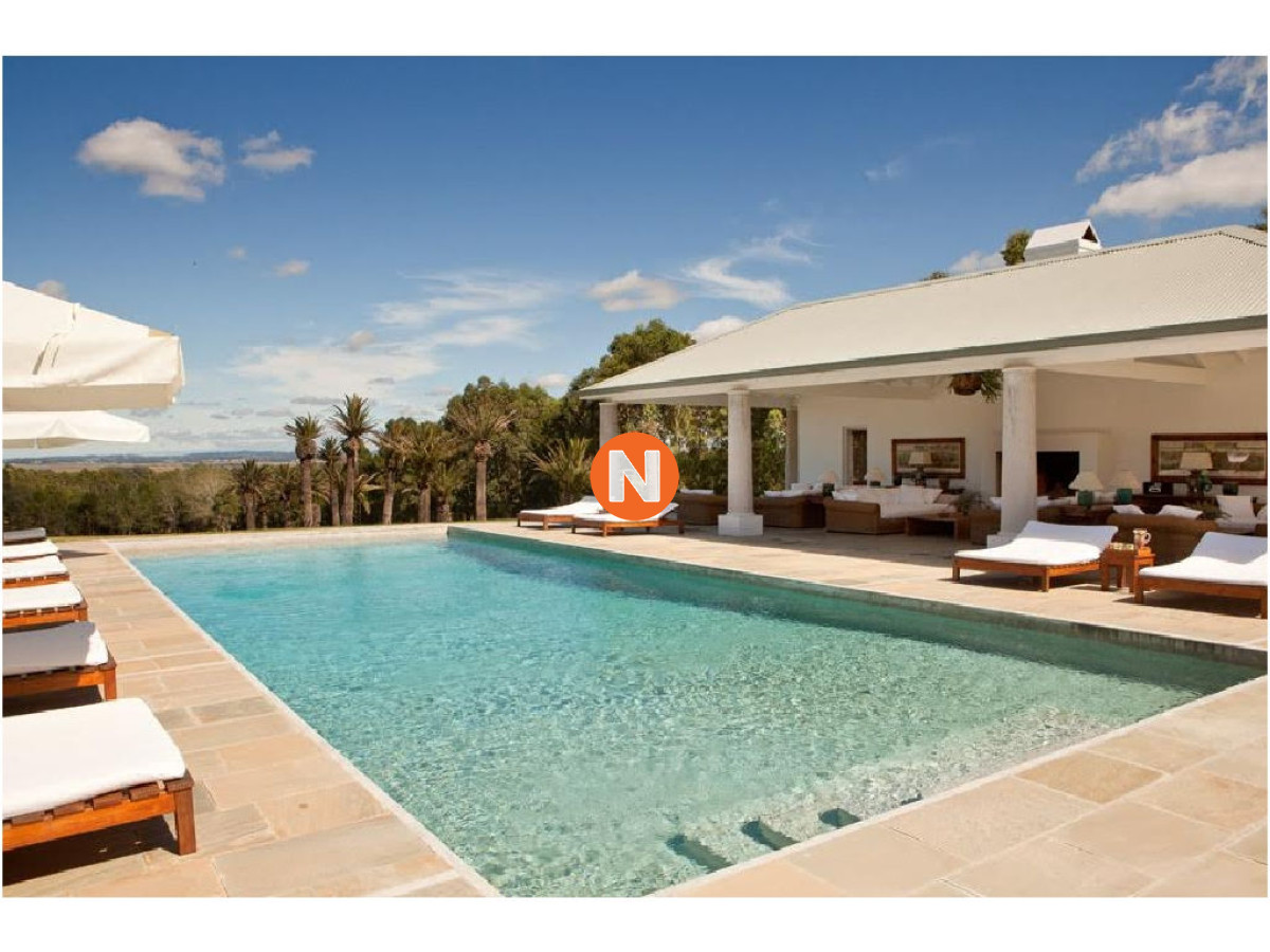 Espectacular chacra de 5 has con impresionante casa. - NLV212751H