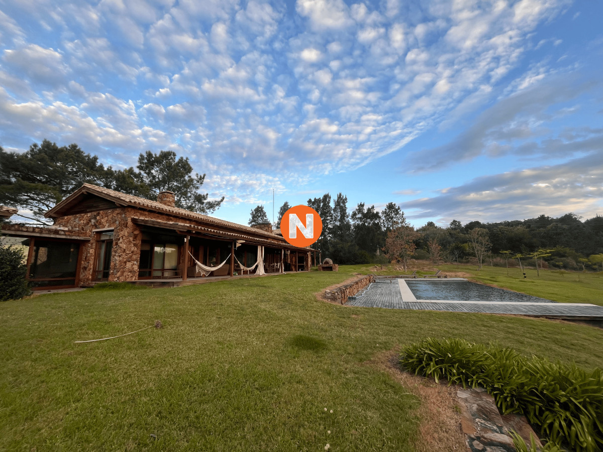 Chacra Ref.220760 - Espectacular Chacra con vista a la Laguna Del Sauce y Playa Mansa
