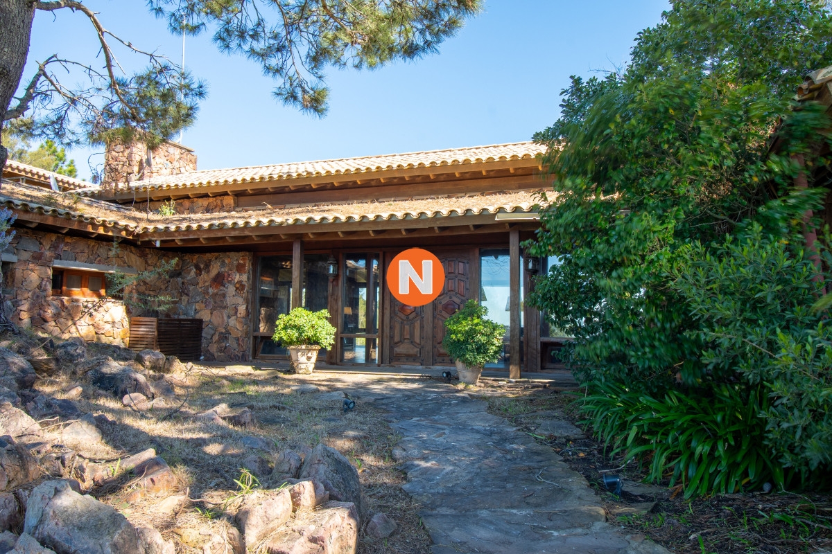 Chacra Ref.220760 - Espectacular Chacra con vista a la Laguna Del Sauce y Playa Mansa