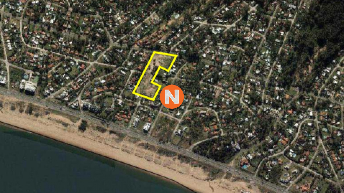 Terreno Ref.218476 - Venta de Excelente Terreno en Pinares Punta del Este