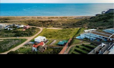 Terreno en venta en Punta Ballena!